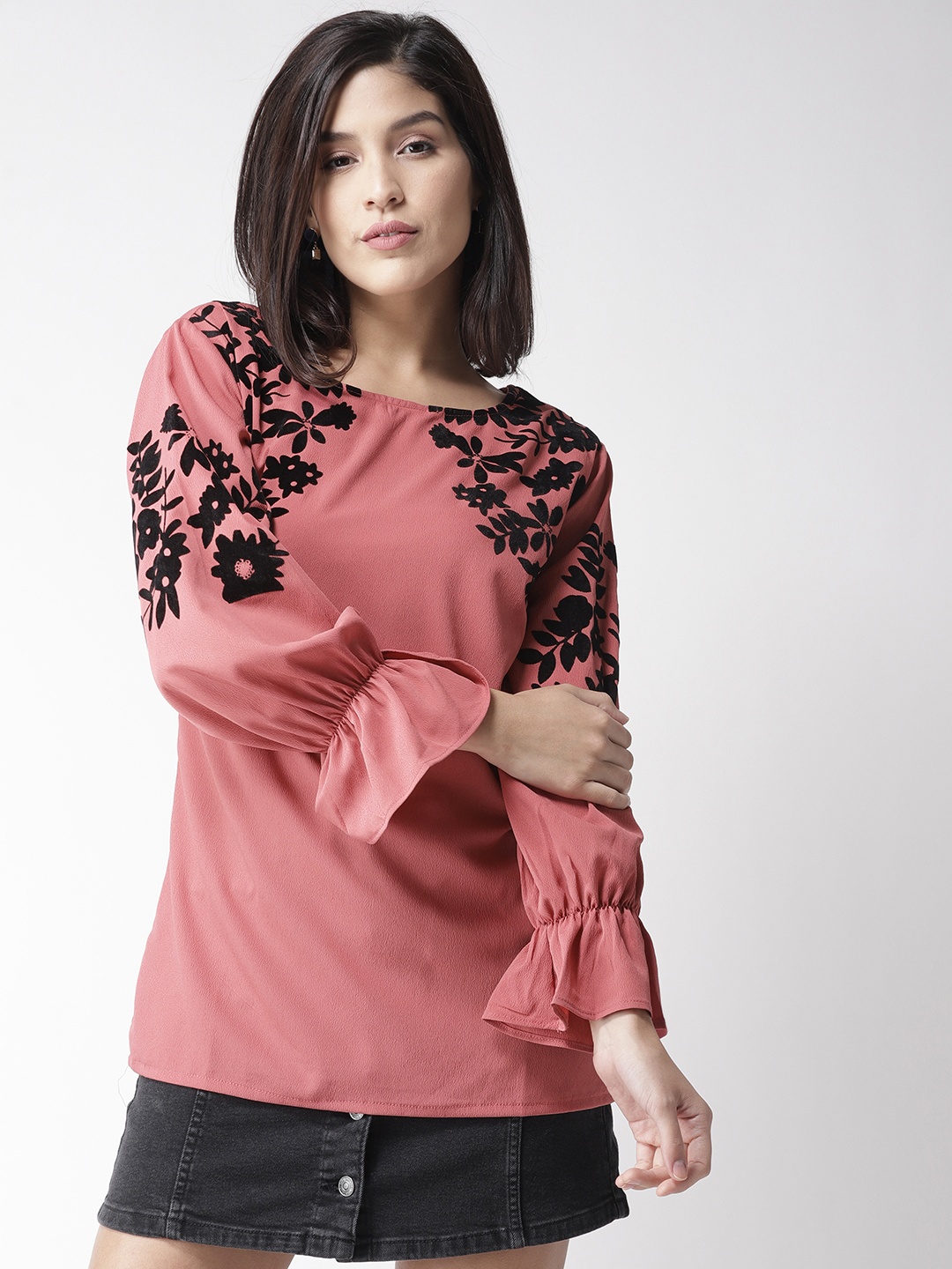 

plusS Women Coral Pink & Black Printed Top