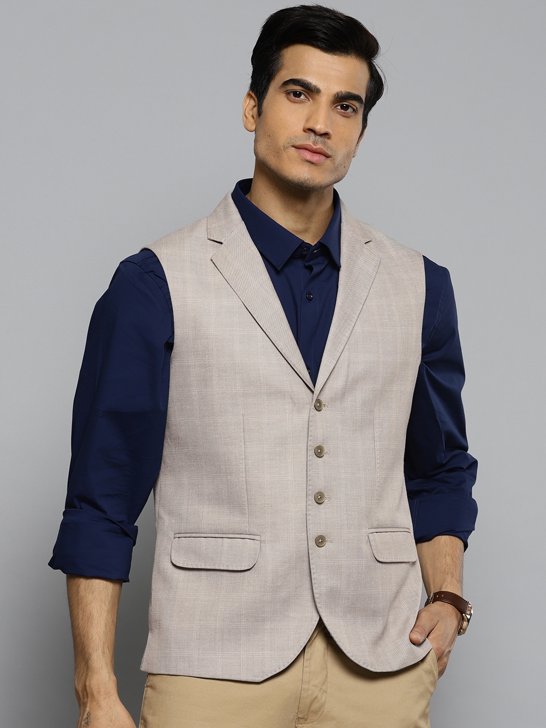 

Blackberrys Men Beige Slim Fit Checked Single-Breasted Waistcoat