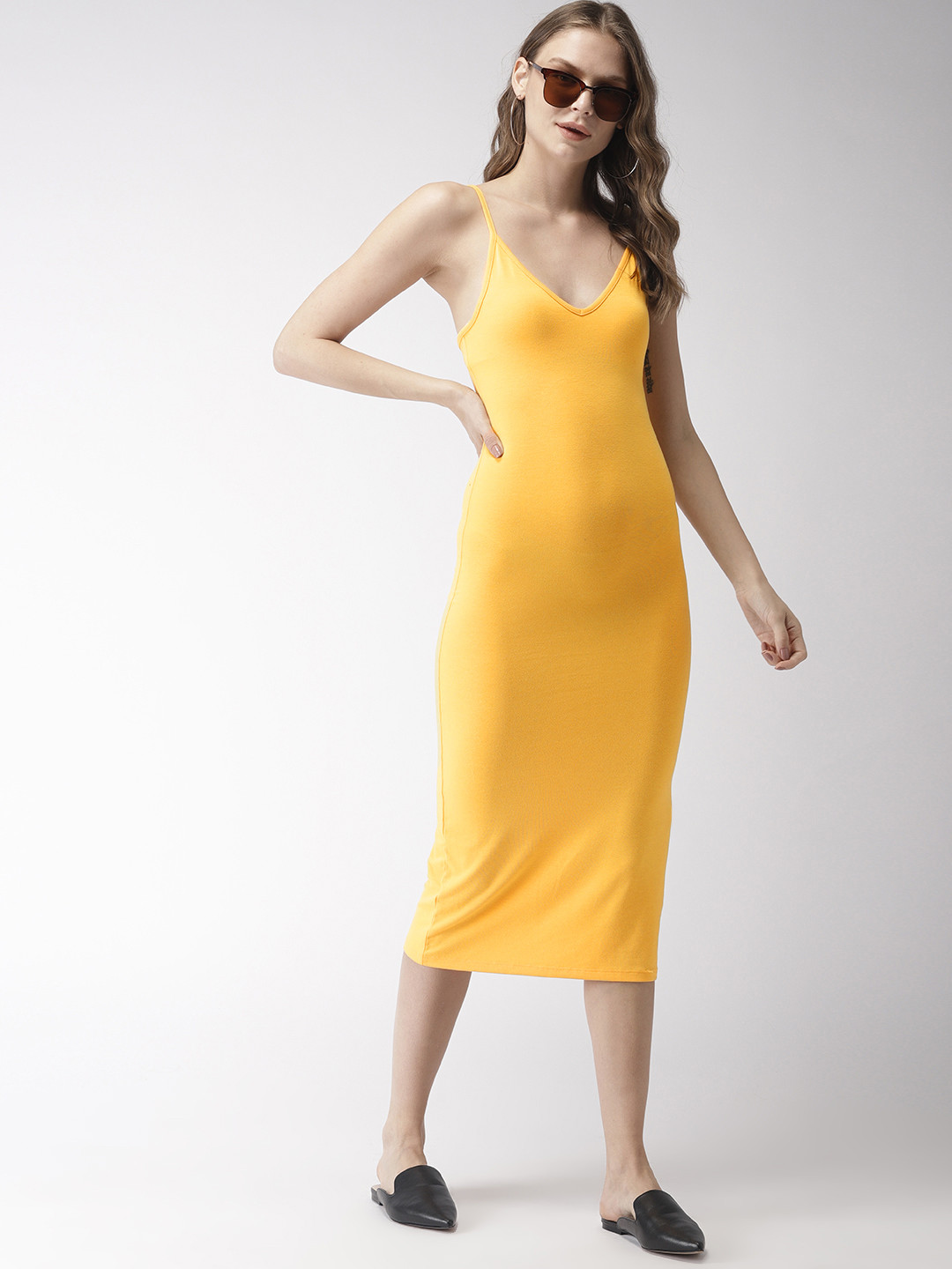 

FOREVER 21 Women Mustard Solid Bodycon Dress