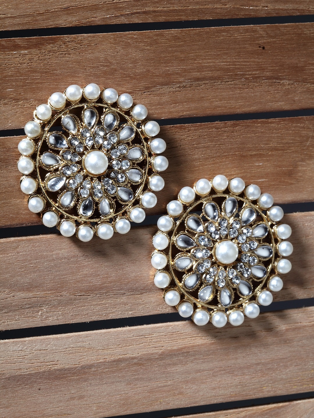 

Moedbuille Gold-Toned Circular Studs