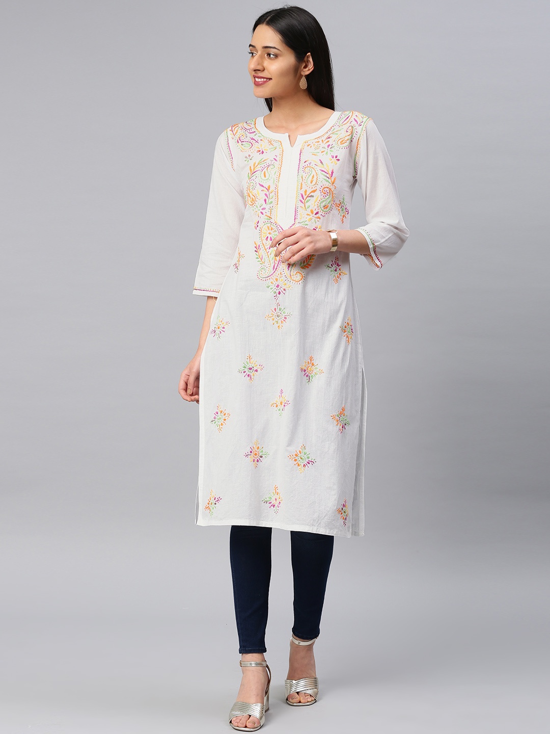 

Saadgi Women White Embroidered Straight Kurta