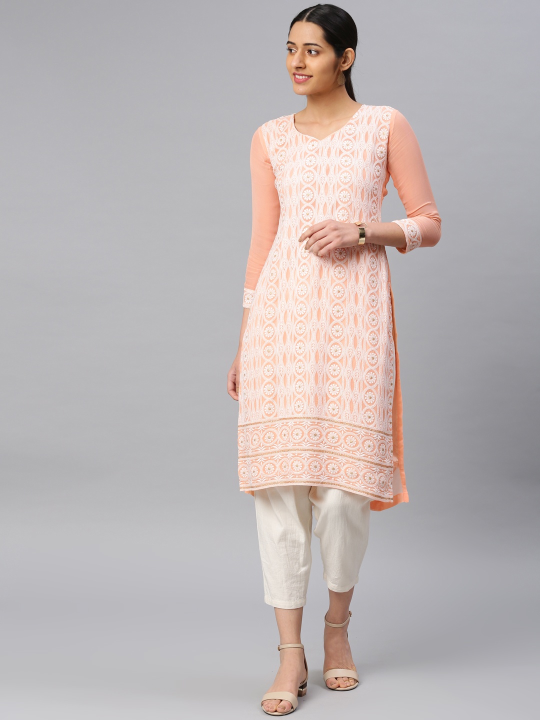 

Saadgi Women Peach-Coloured & White Embroidered Straight Kurta