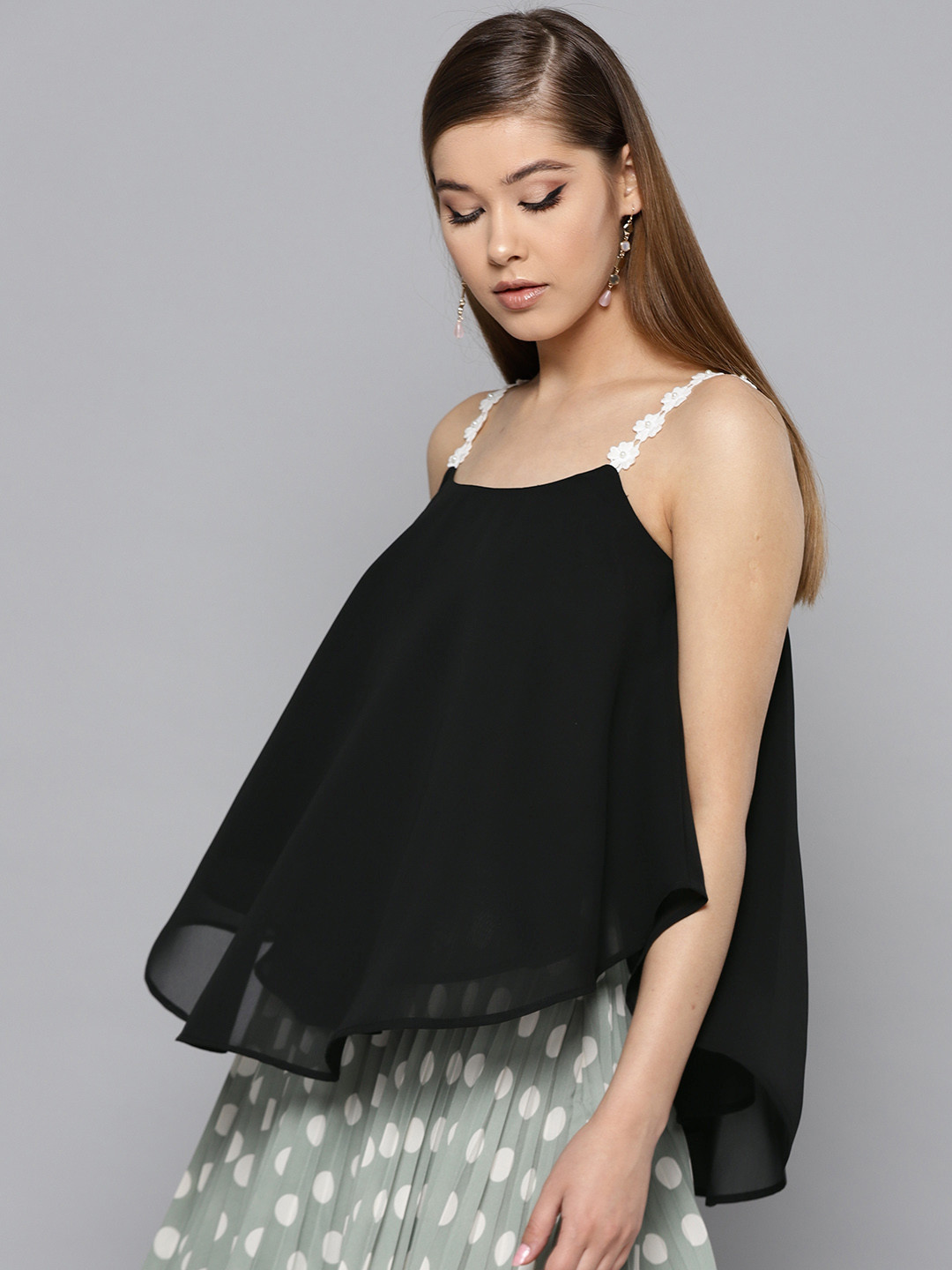 

Harpa Women Black Solid A-Line Top