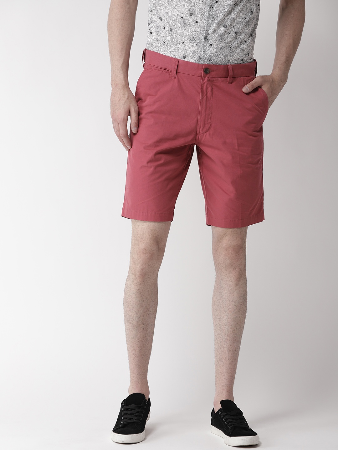 

Marks & Spencer Men Dusty Pink Solid Regular Fit Shorts