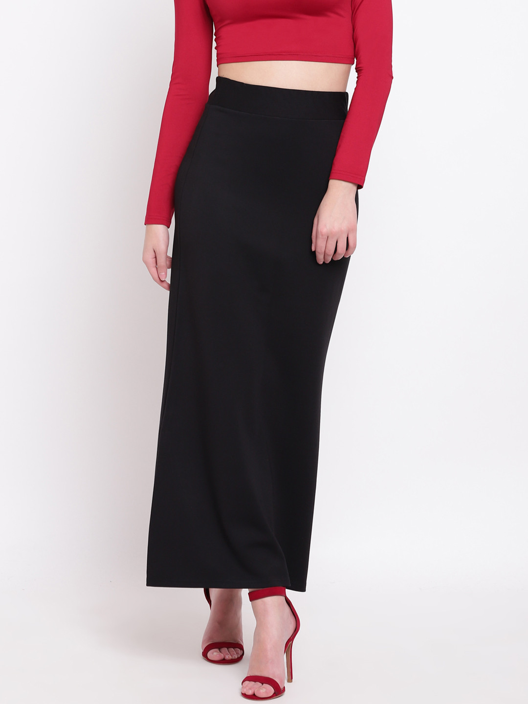 

RIVI Women Black Solid Straight Maxi Skirt