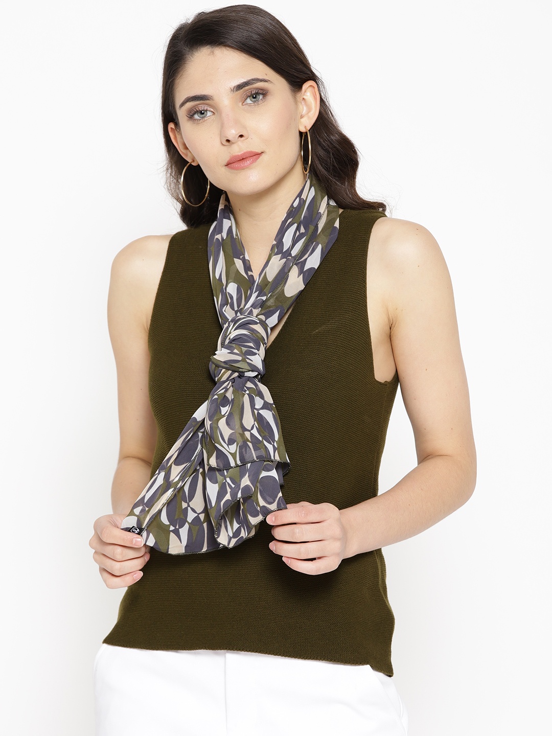 

Trend Arrest Navy Blue & Olive Green Printed Stole