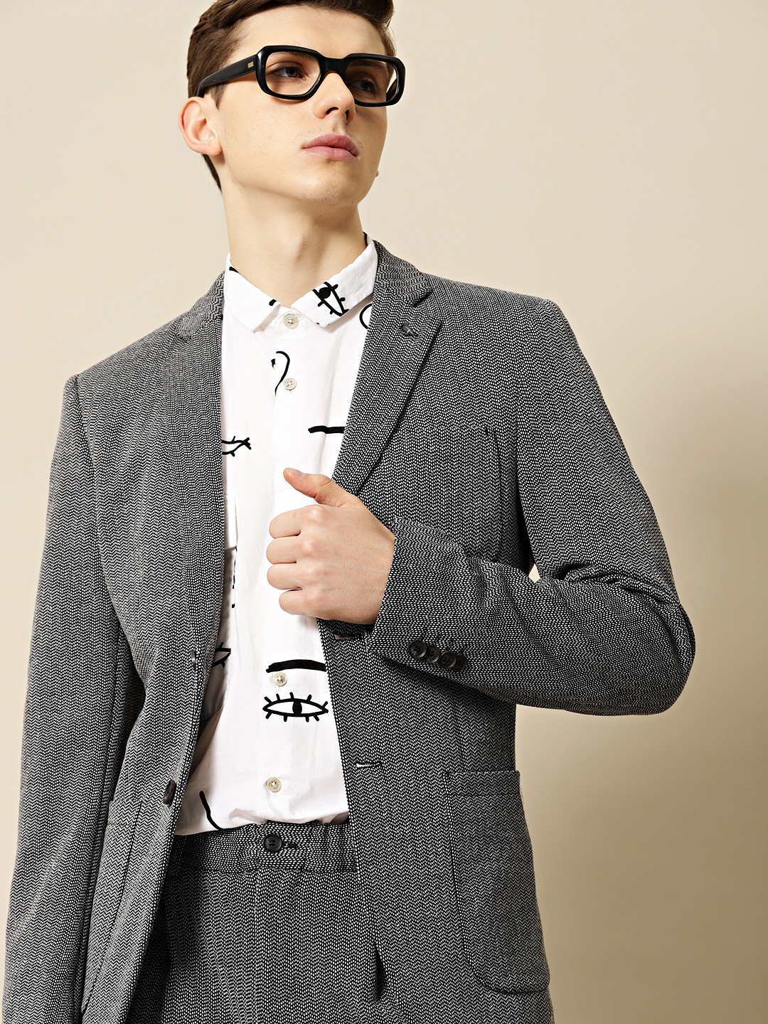 

Mr Bowerbird Men Black & White Self Design Tailored Fit Smart Casual Blazer