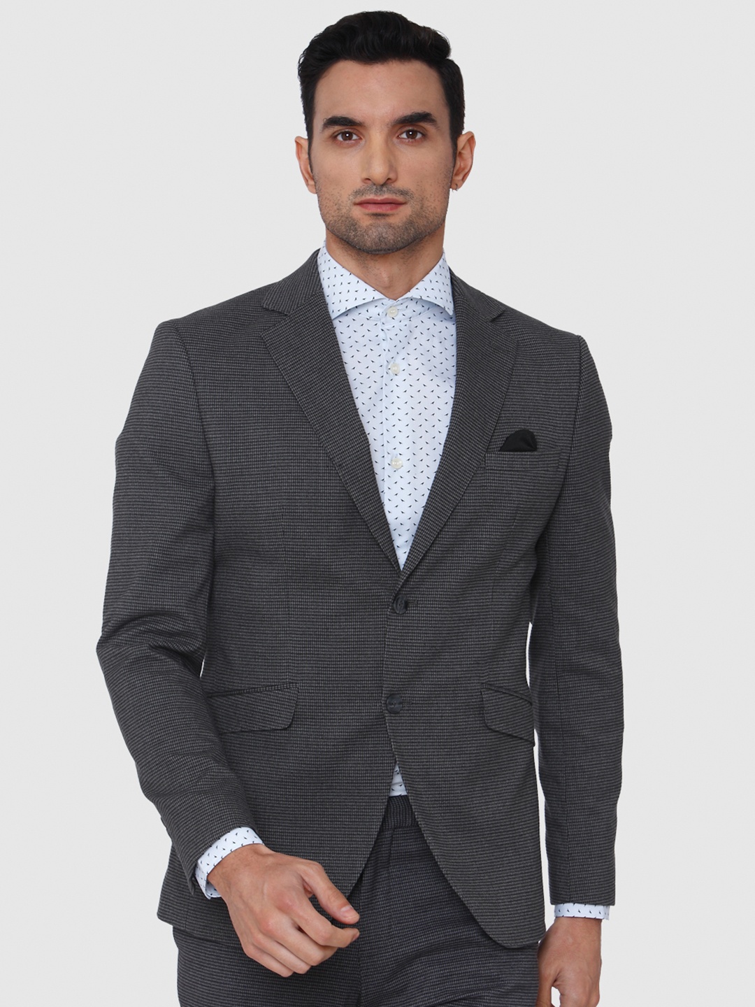 

SELECTED Men Grey & Black Self Design Slim Fit Single Breasted Formal Blazer