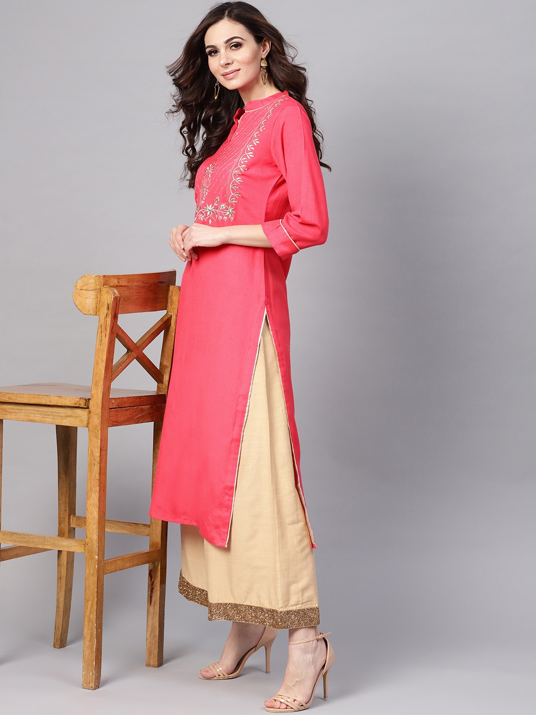 

Geroo Jaipur Pink Hand Embroidered Straight Rayon Kurta