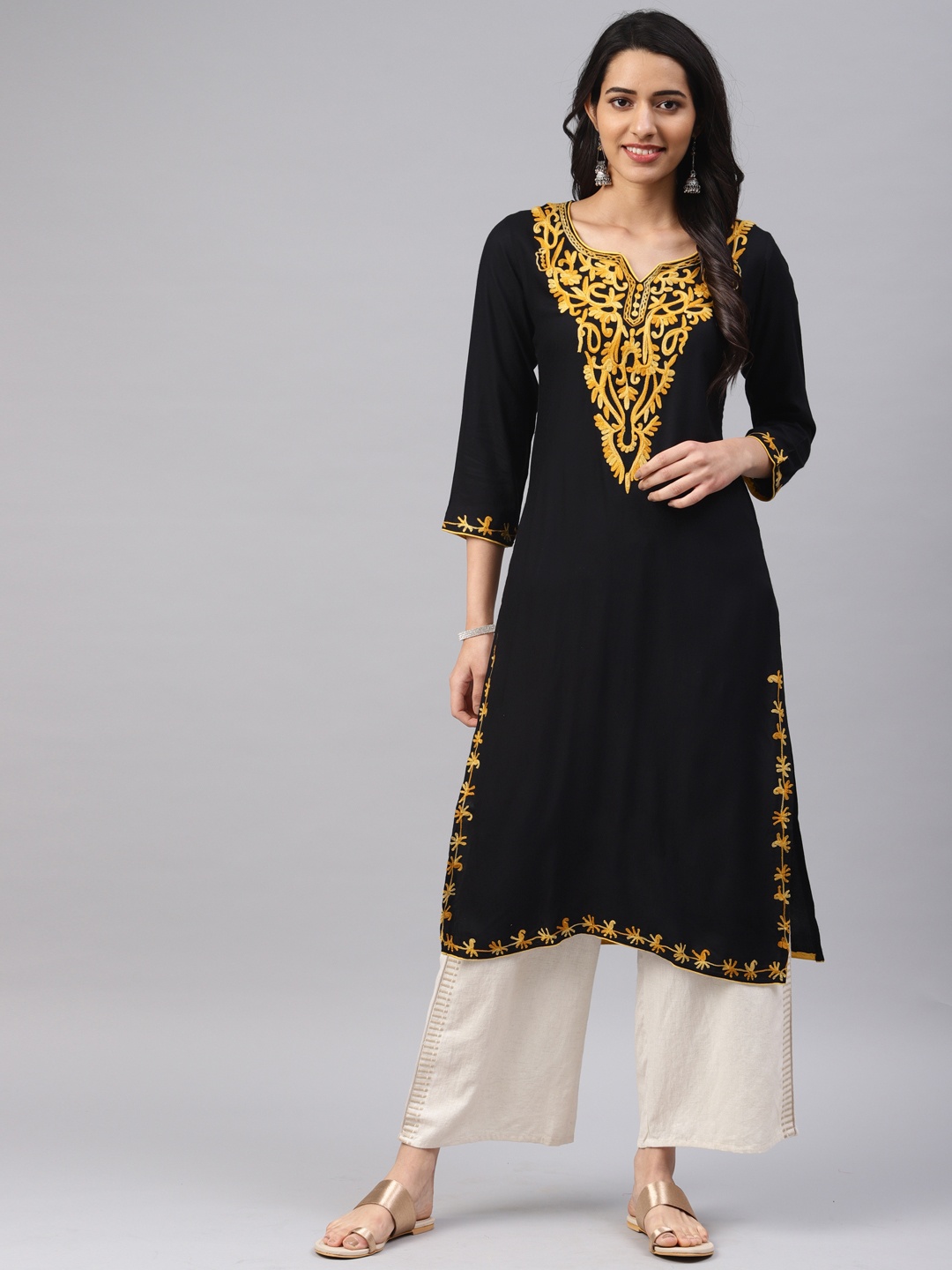 

Saadgi Women Black & Mustard Yellow Chikankari Embroidered Straight Kurta