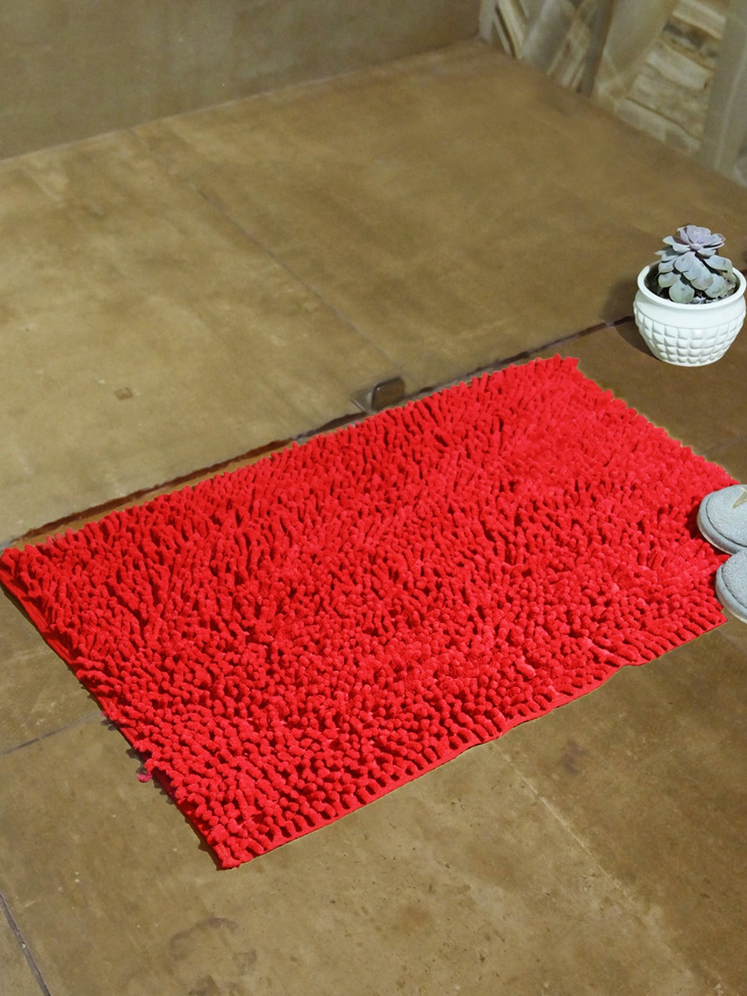 

Avira Home Red Solid 1600 GSM Bath Mat