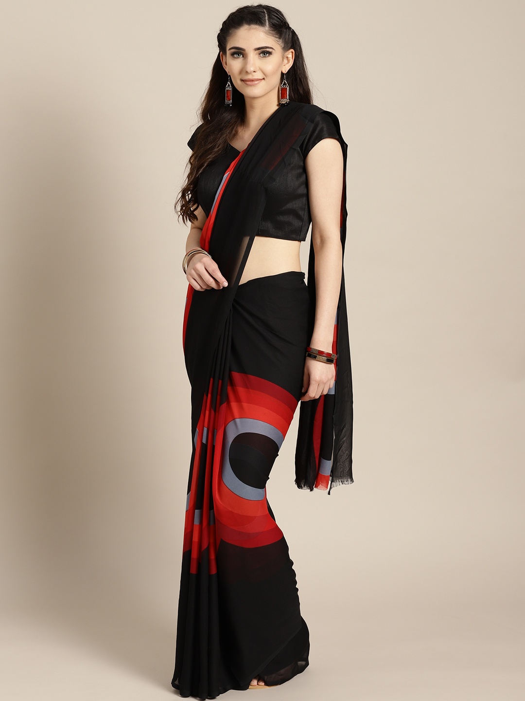

Ishin Black & Red Printed Saree