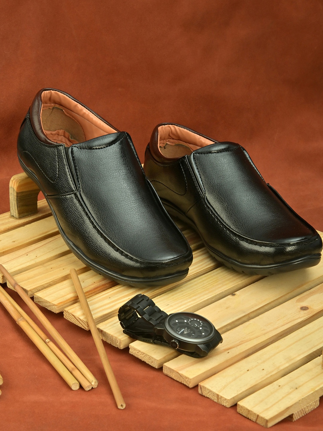 

Sir Corbett Men Black Formal Slip-Ons