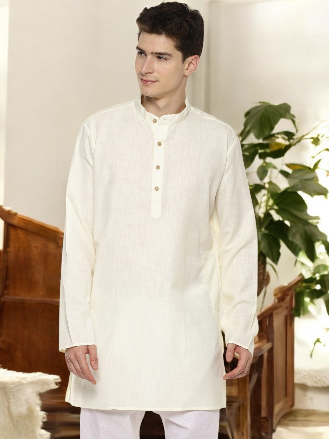 

TATTVA Men Cream-Coloured Solid Straight Kurta