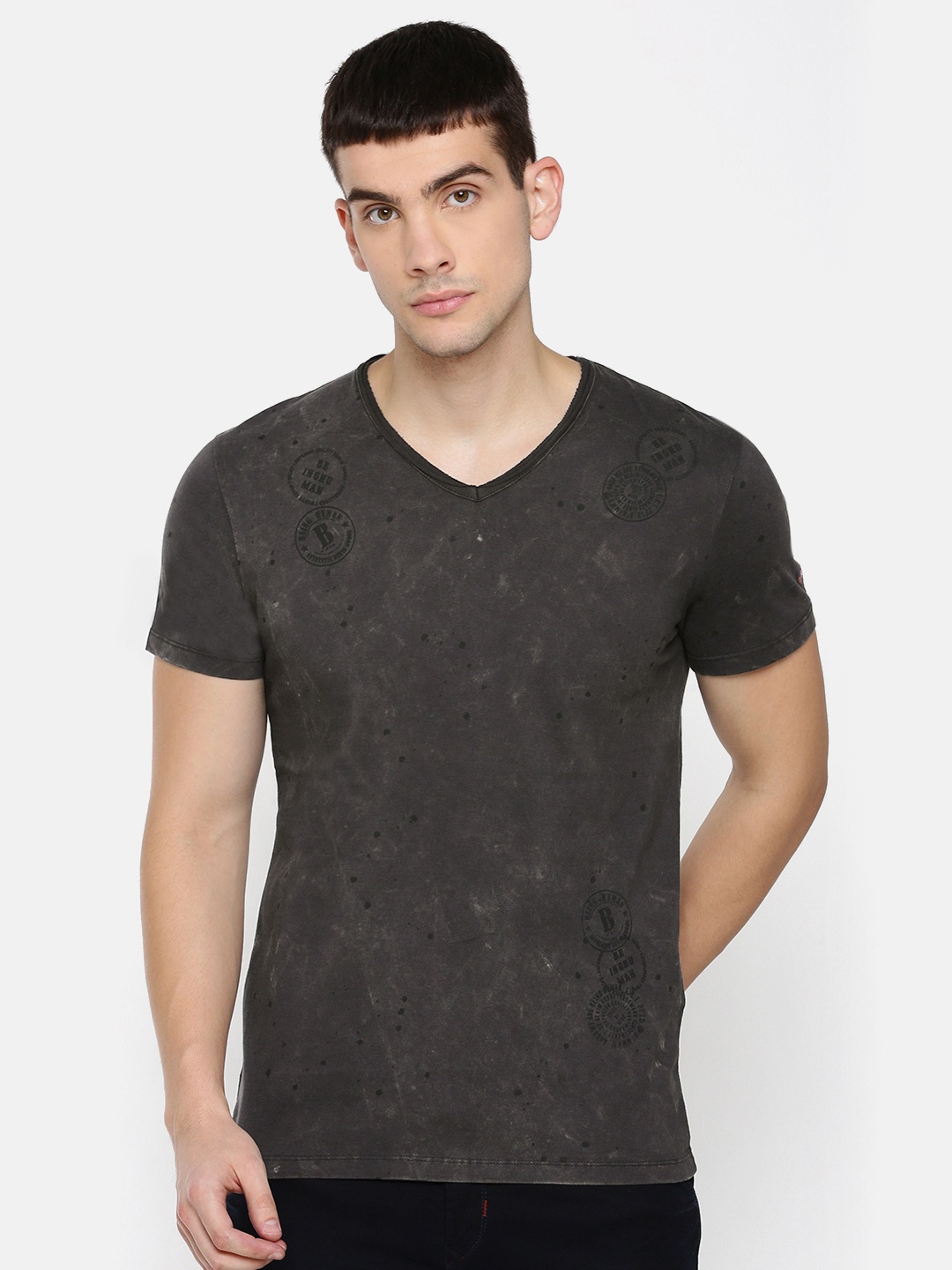 

Being Human Clothing Men Charcoal Dyed V-Neck Pure Cotton T-shirt