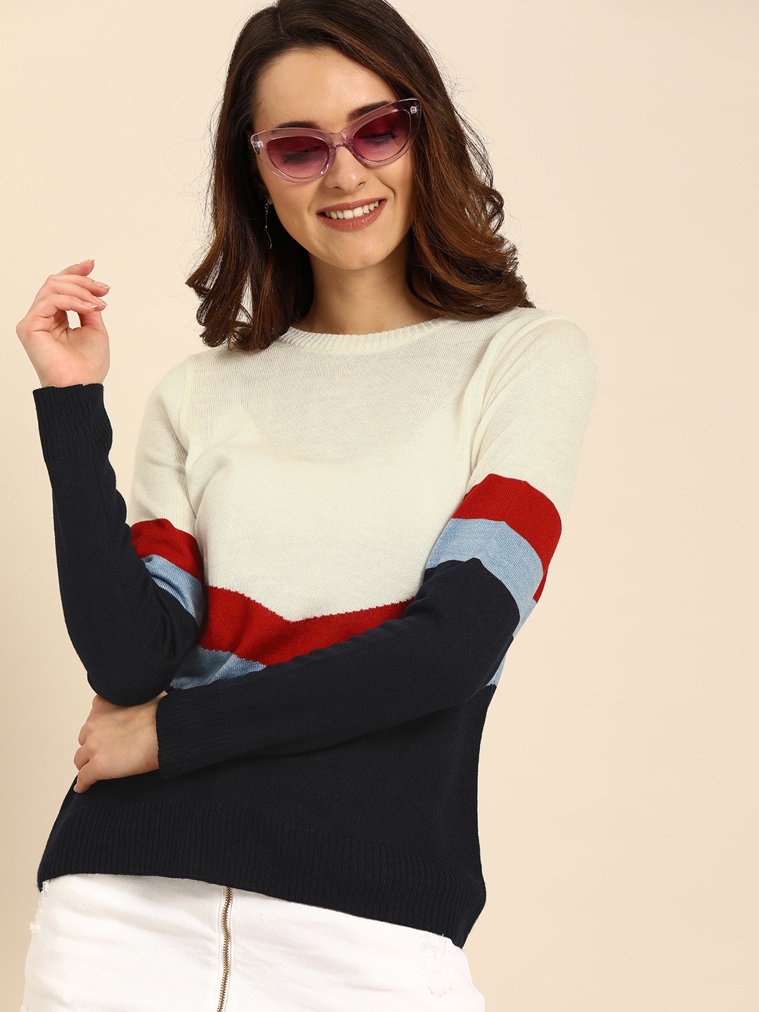 

DressBerry Women Off-White & Navy Blue Colourblocked Pullover Sweater