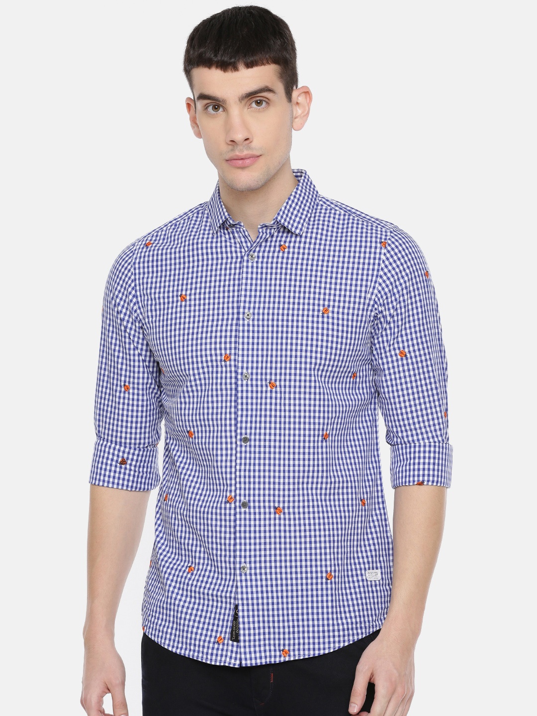 

Being Human Men Blue & White Slim Fit Checked Casual Shirt