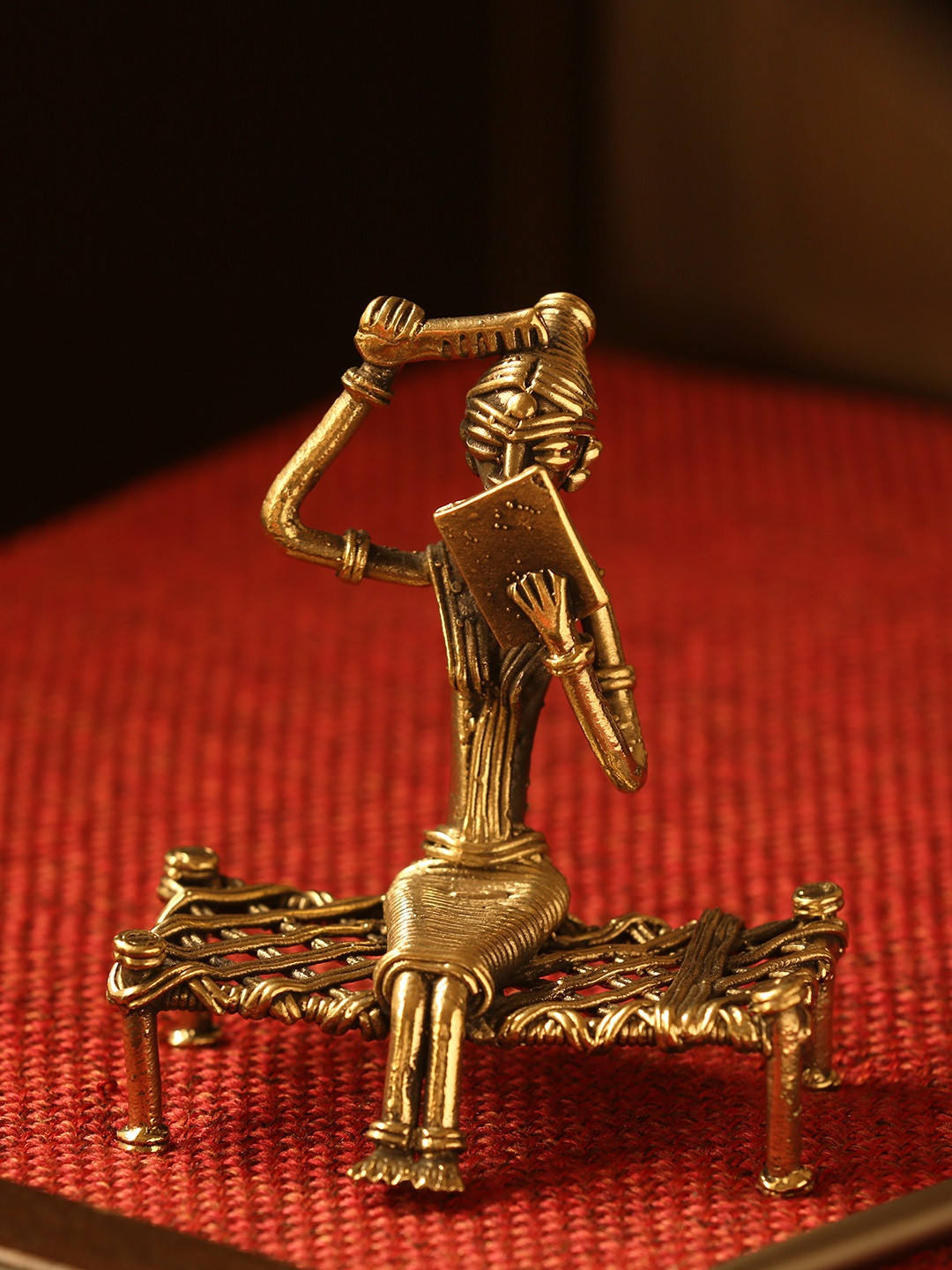 

ExclusiveLane Gold-Toned Royal Bride Dhokra Art Handcrafted Showpiece