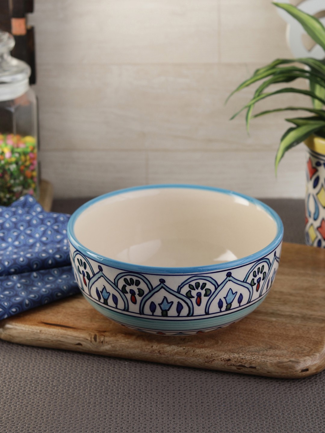 

VarEesha Off-White & Blue Printed Ceramic Bowl