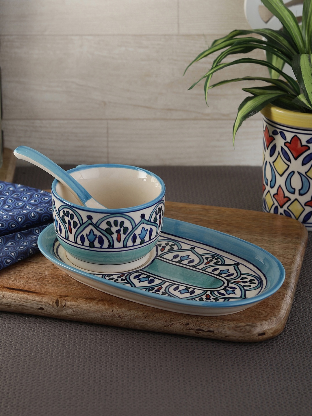 

VarEesha Set of 3 Blue & Off-White Printed Ceramic Soup Mug with Tray