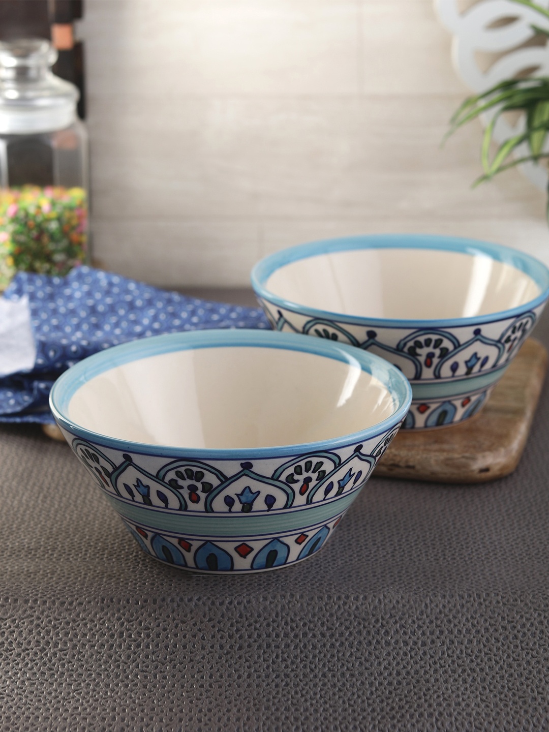 

VarEesha Set of 2 Blue & Off-White Printed Ceramic Bowls