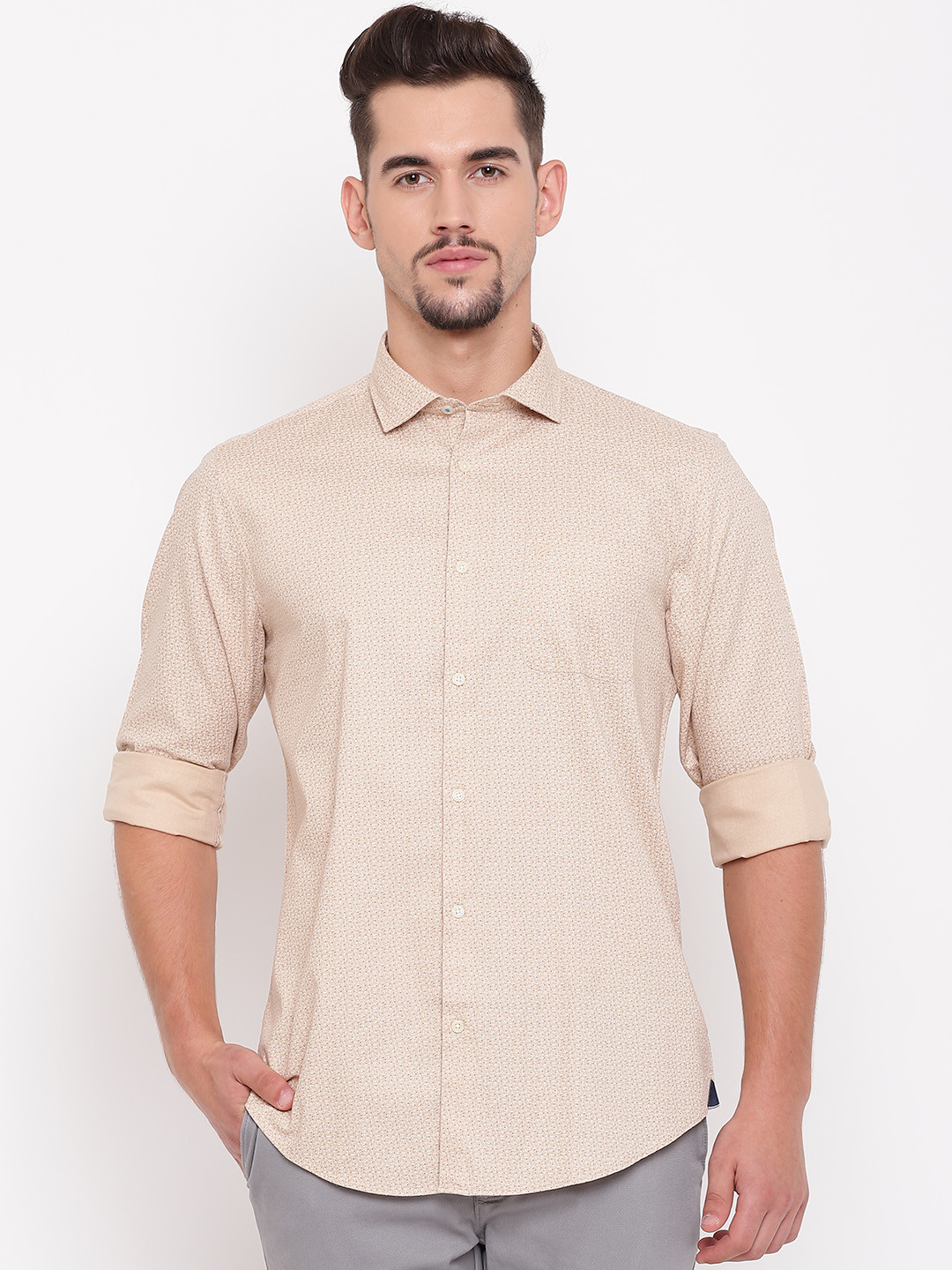 

Blackberrys Men Beige Printed Slim-Fit Casual Shirt