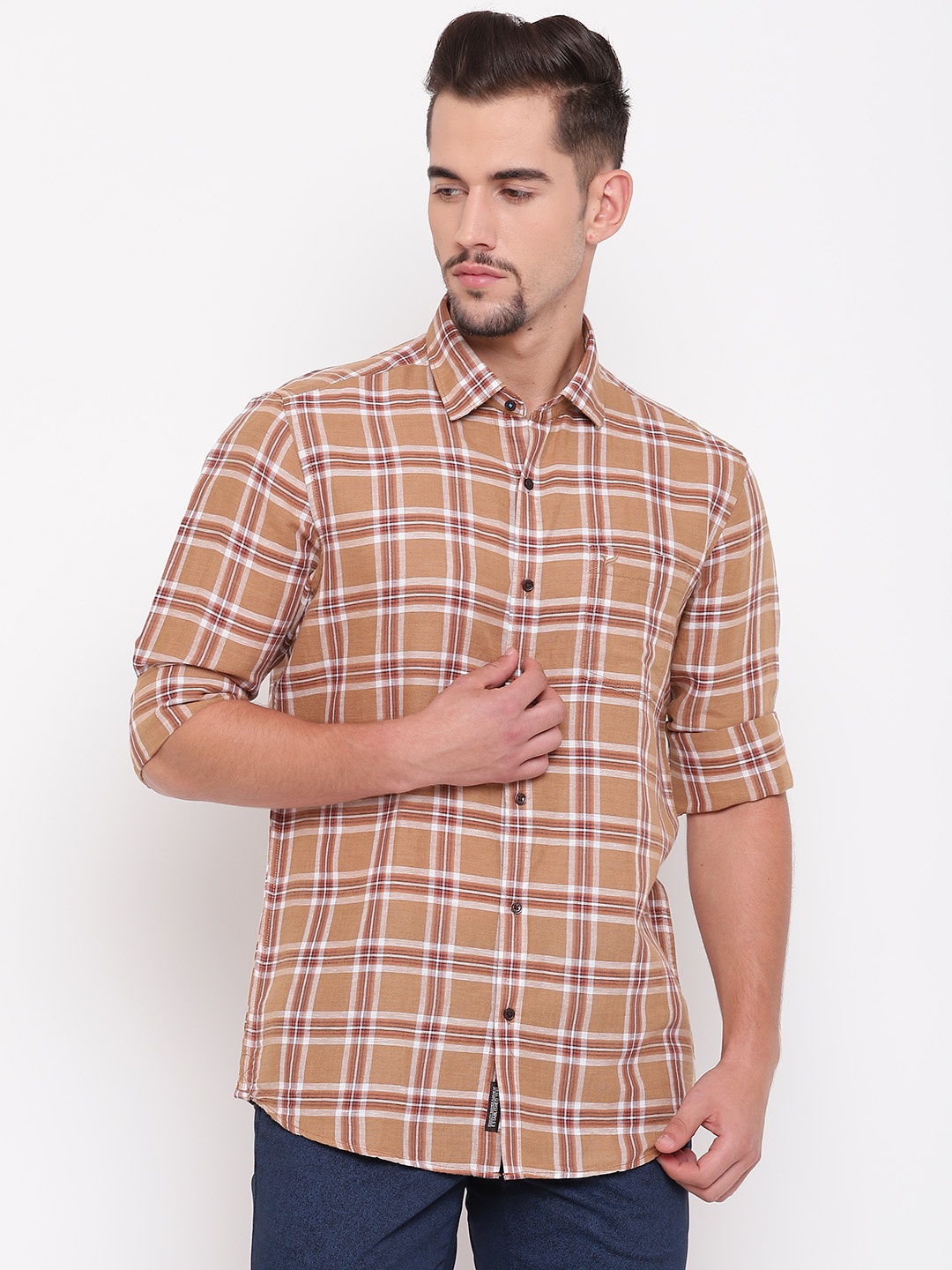 

Blackberrys Men Brown Slim Fit Checked Casual Shirt