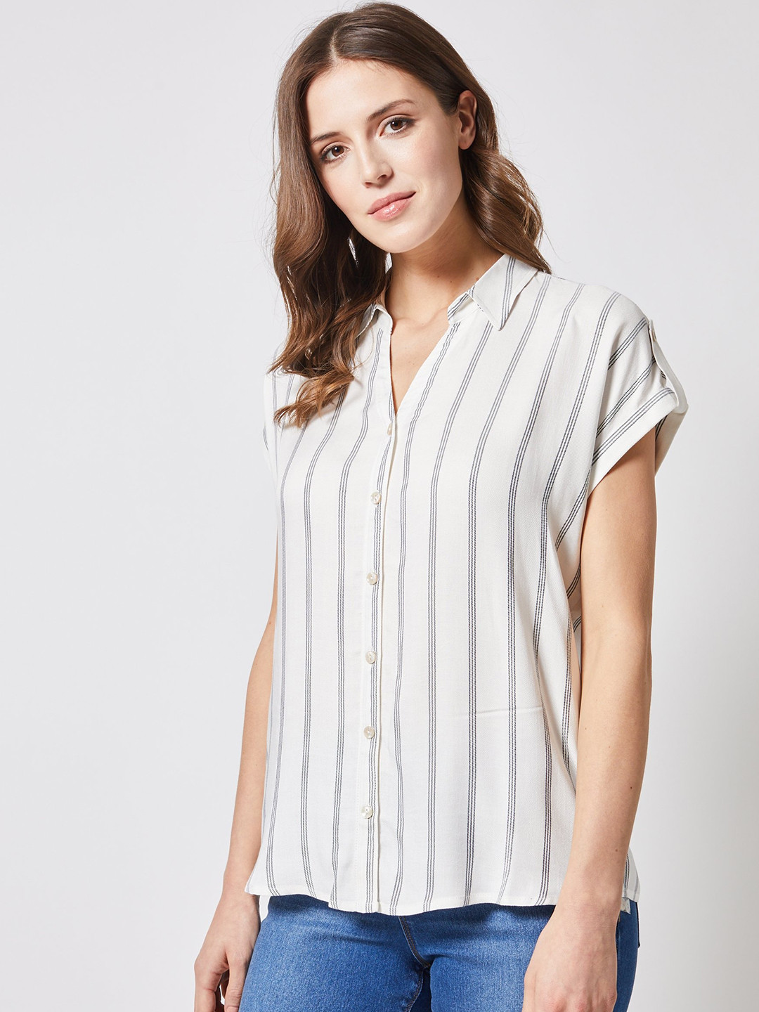 

DOROTHY PERKINS Women White & Black Regular Fit Striped Casual Shirt