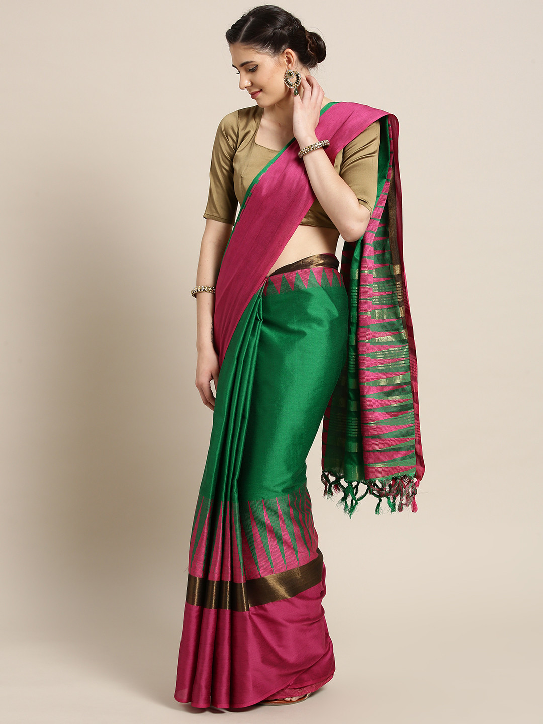 

Saree mall Green & Pink Solid Saree