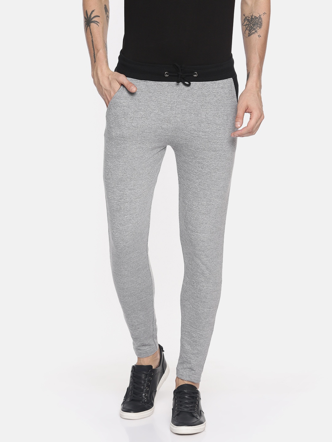 

ARISE Men Grey Solid Regular Fit Track Pants