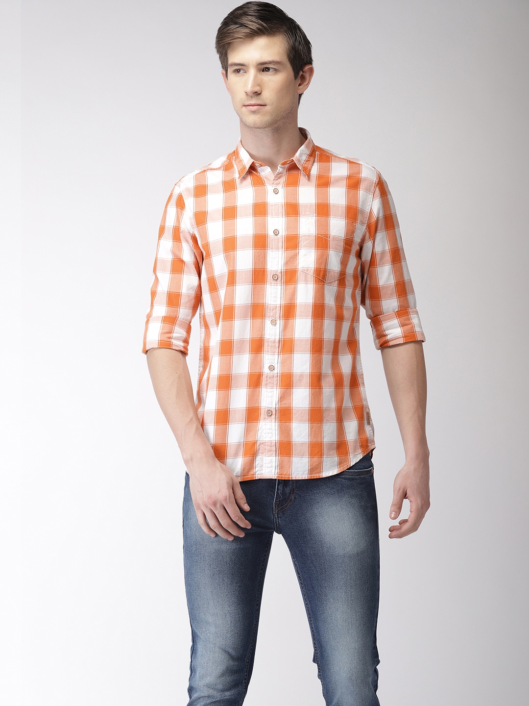 

Flying Machine Men Orange & White Regular Fit Checked Casual Shirt