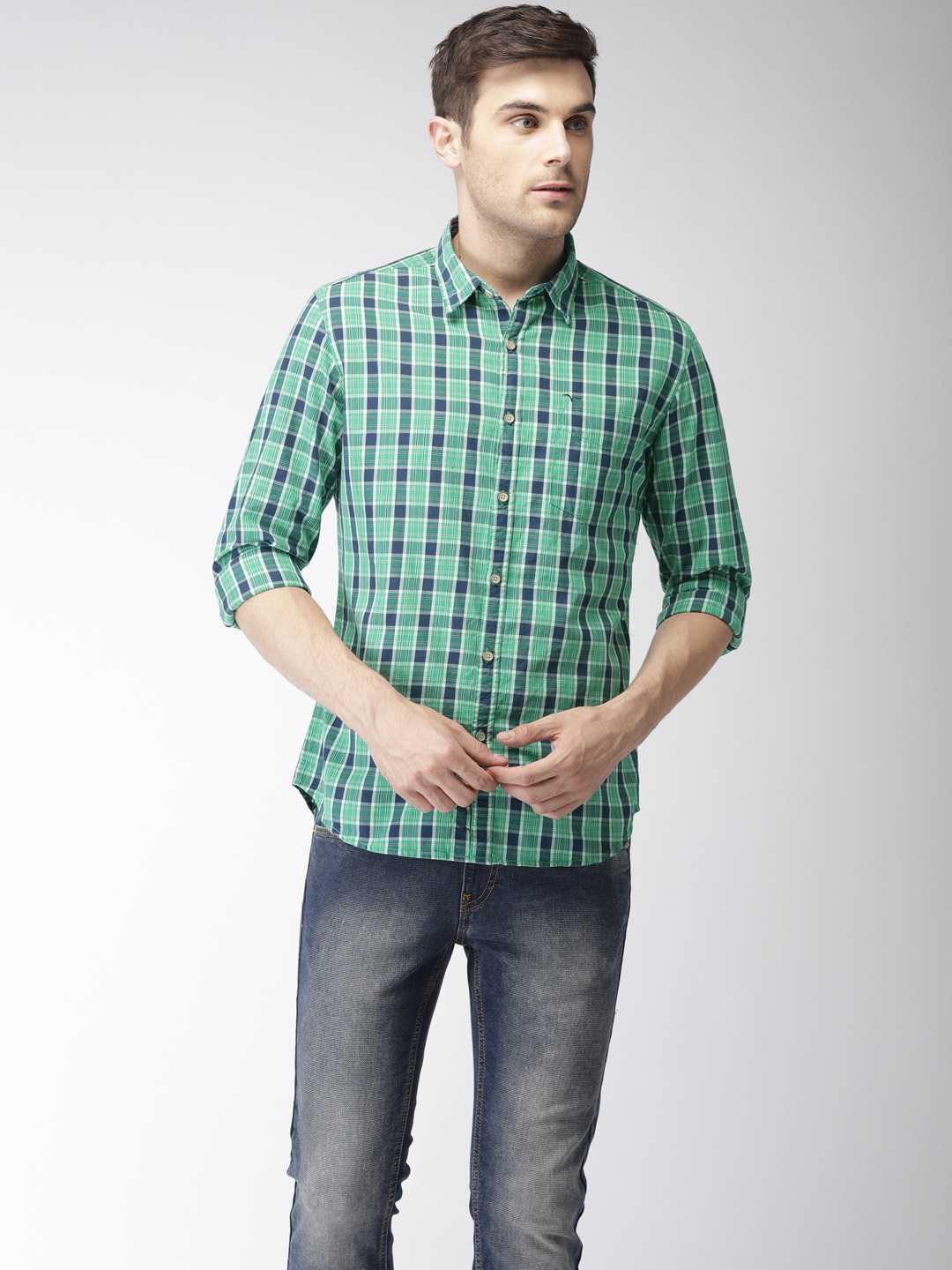 

Flying Machine Men Sea Green & Navy Blue Regular Fit Checked Casual Shirt