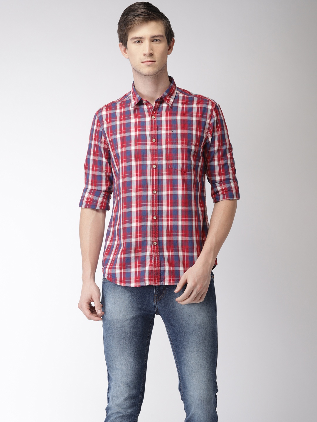 

Flying Machine Men Red & Navy Blue Regular Fit Checked Casual Shirt