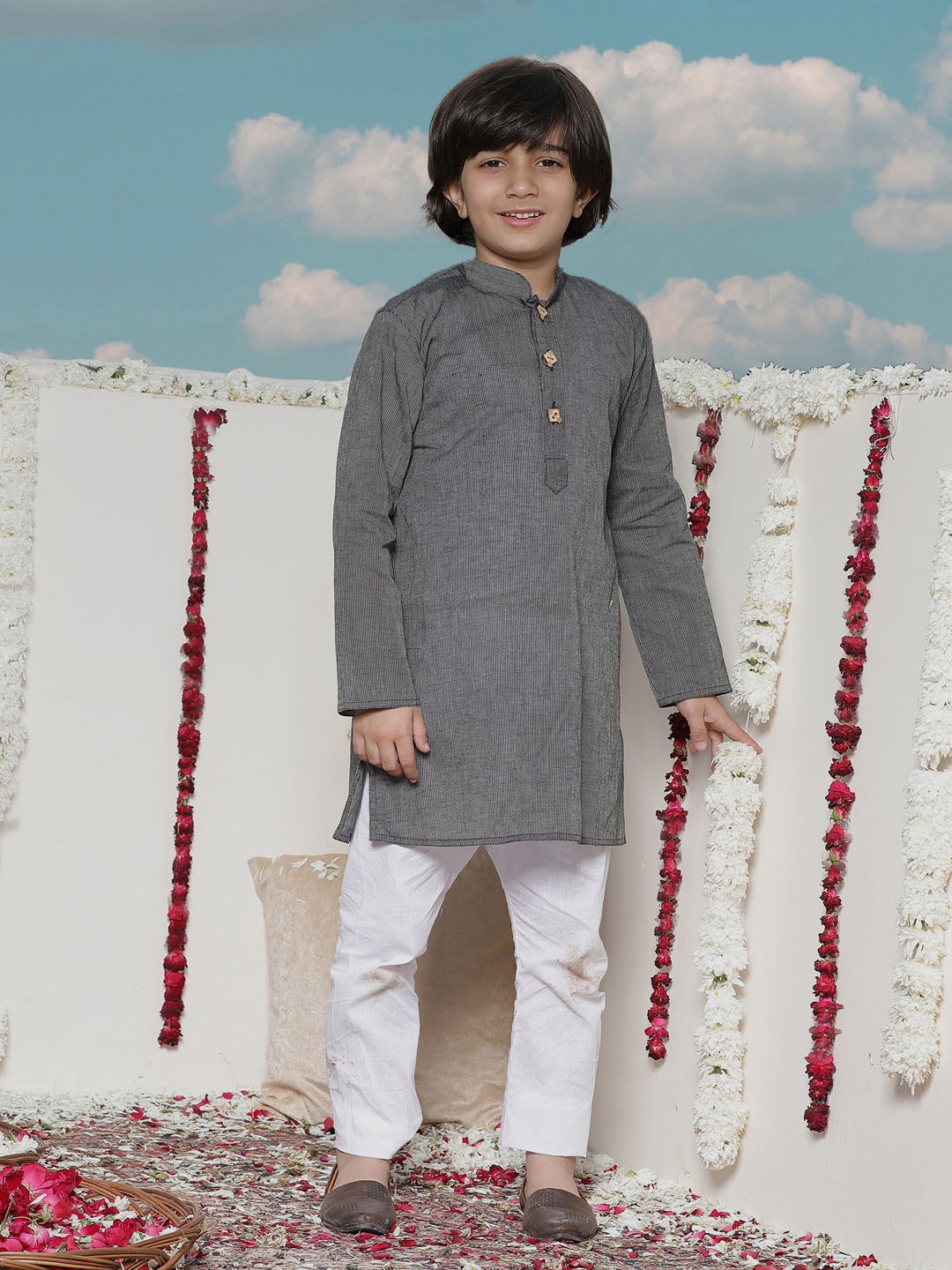 

JBN Creation Boys Black & White Solid Kurta with Churidar