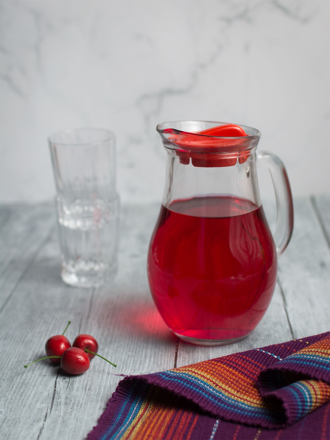 

Pasabahce Glass Bistro Jug with Lid 1000 ml, Transparent