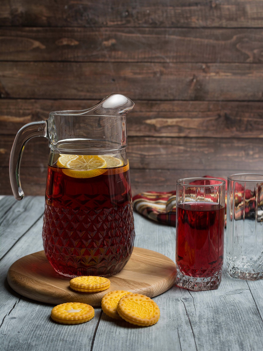 

Pasabahce Set of 7 Valse Transparent Textured Jug & Glasses