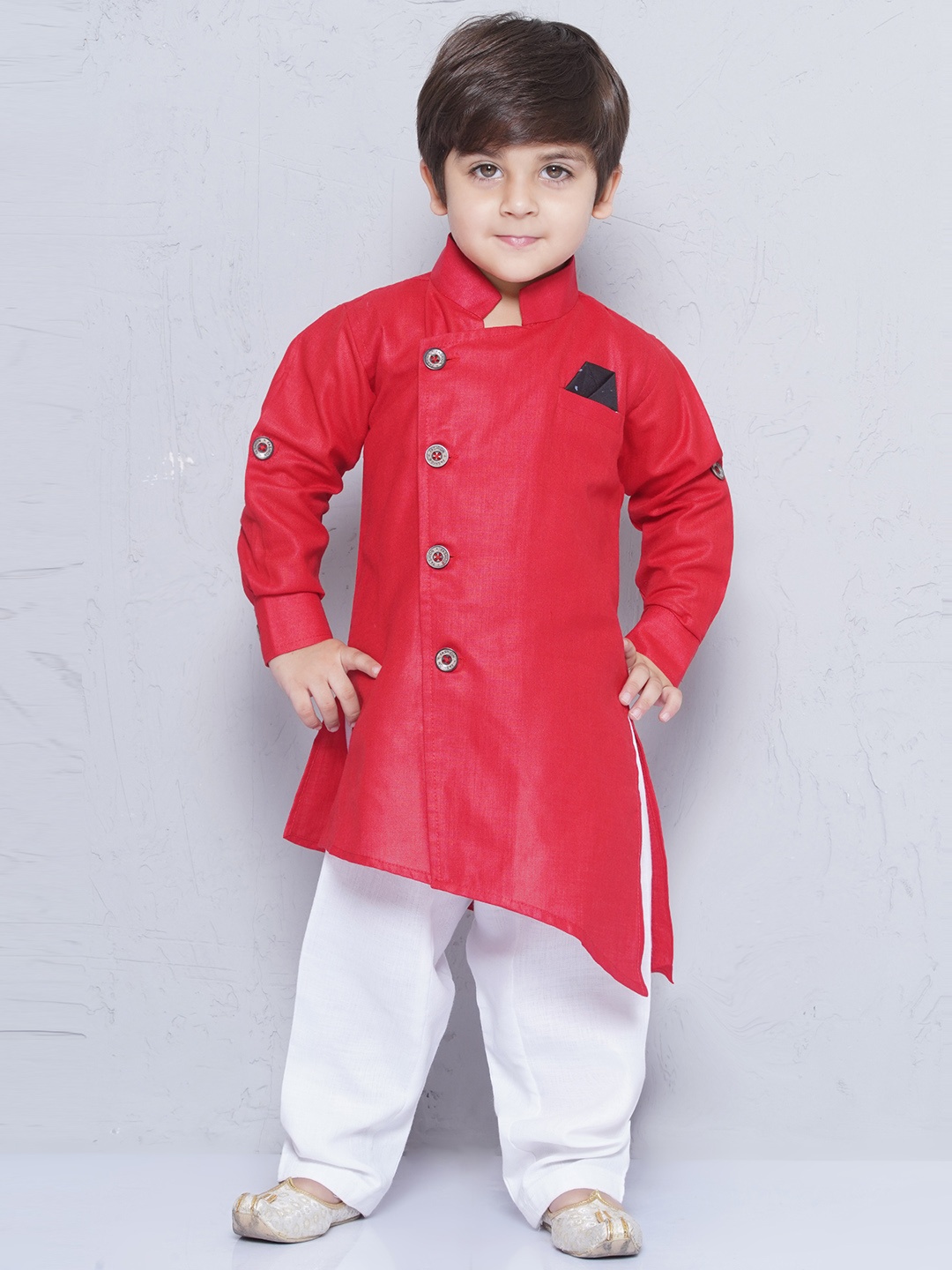 

Aj DEZInES Boys Red & White Solid Kurta with Pyjamas