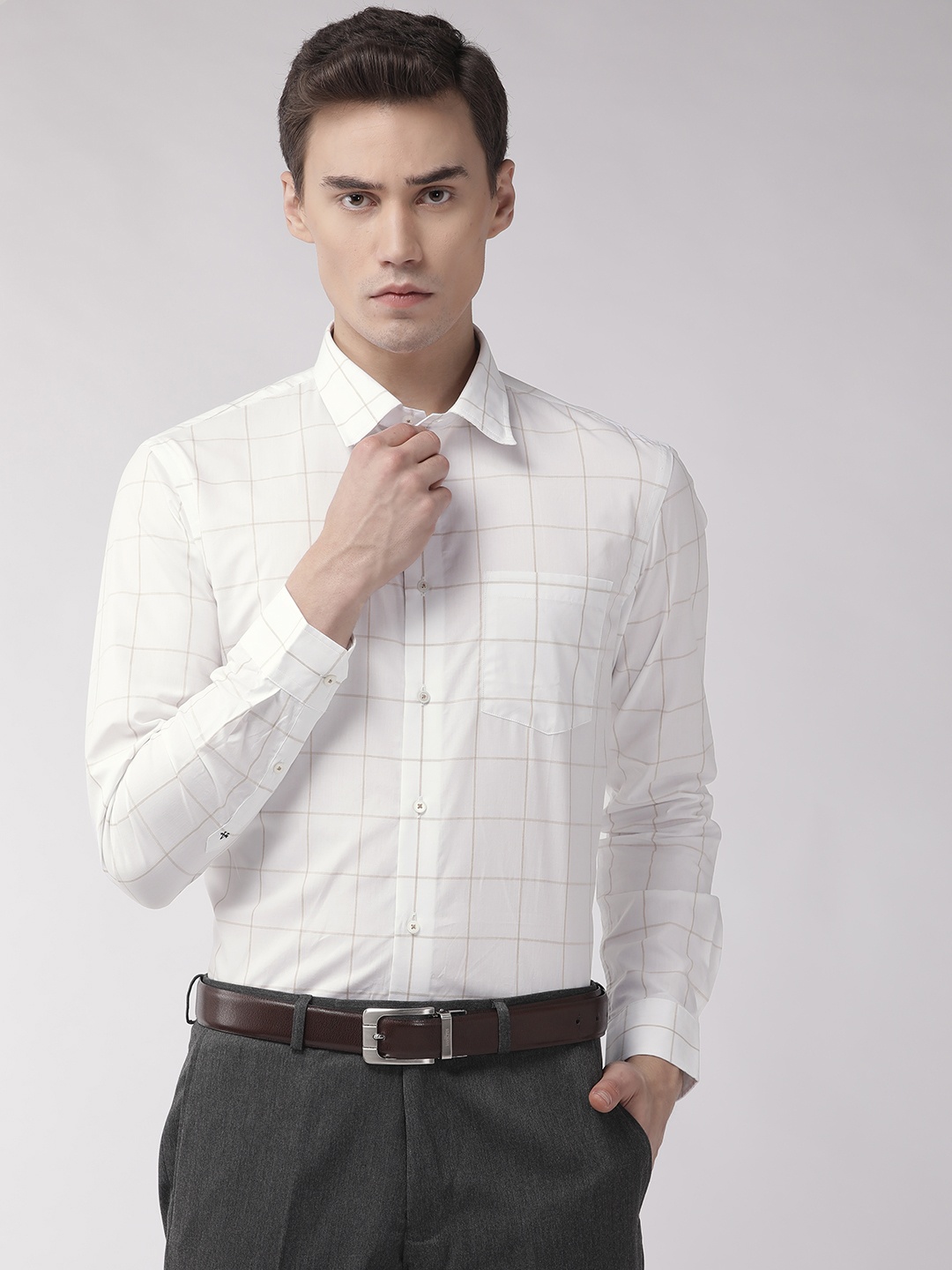 

Arrow New York Men White & Beige Slim Fit Checked Formal Shirt