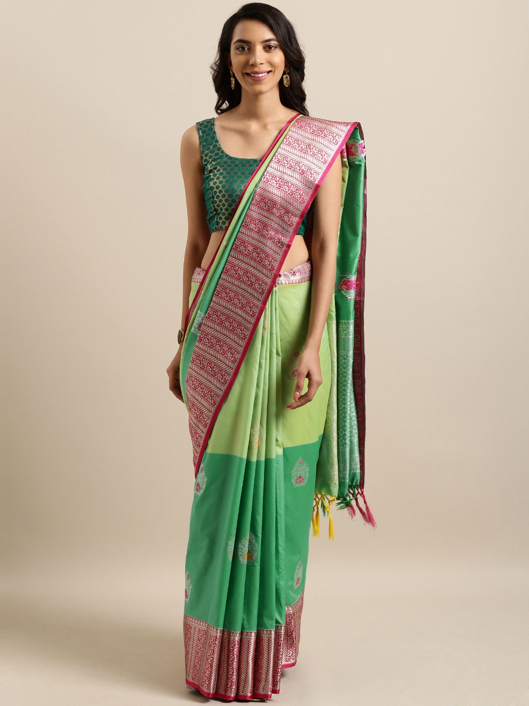 

Varkala Silk Sarees Green Silk Blend Saree