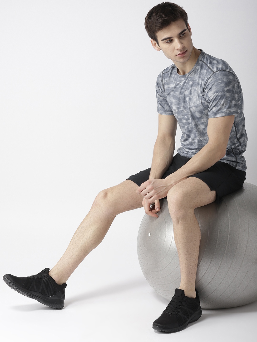

Fitkin Men Grey Printed Round Neck T-shirt