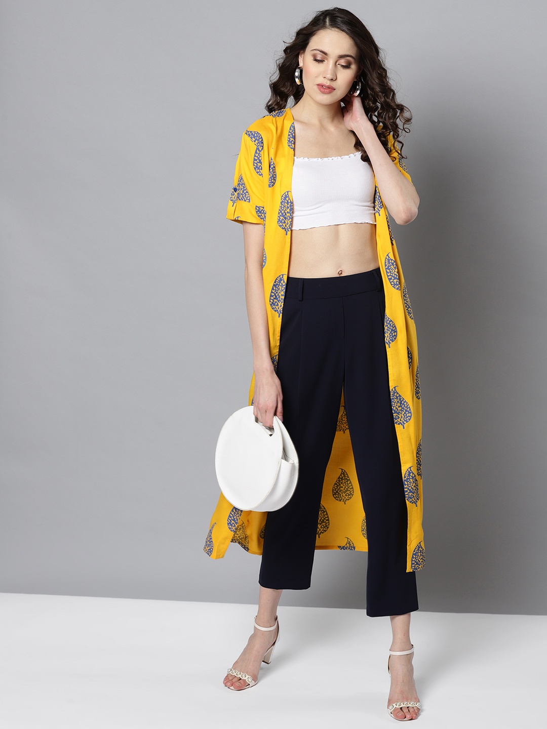 

STREET 9 Yellow & Blue Printed Open Front Shrug