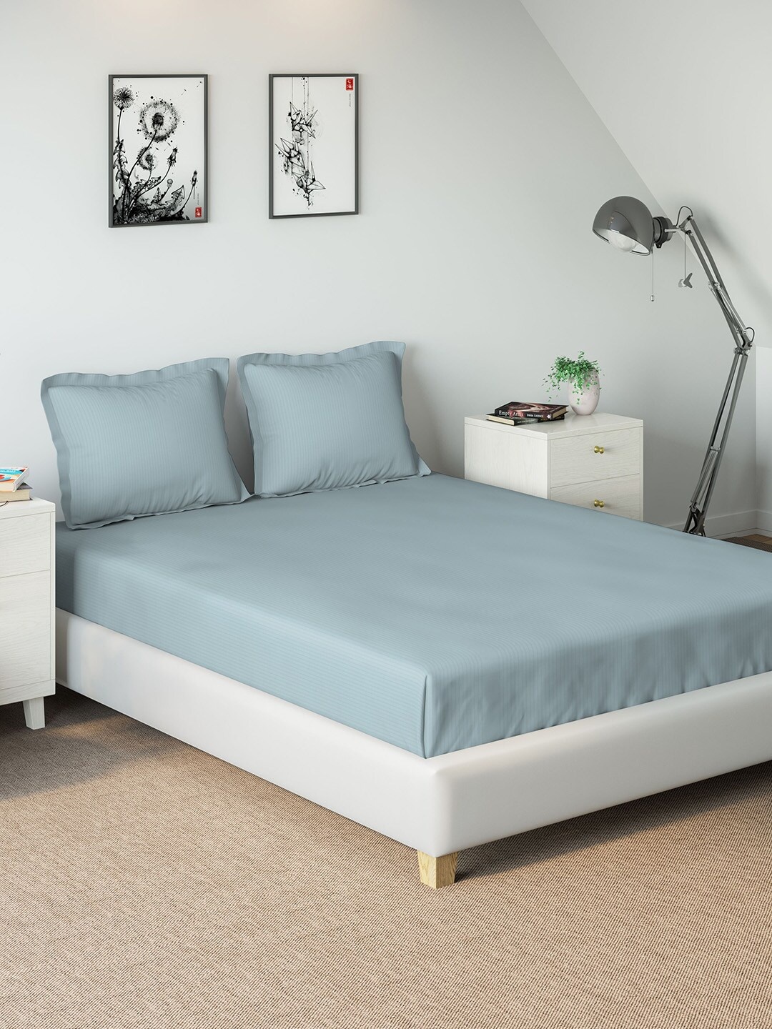 

DDecor Blue Solid 400 TC Cotton 1 King Bedsheet with 2 Pillow Covers