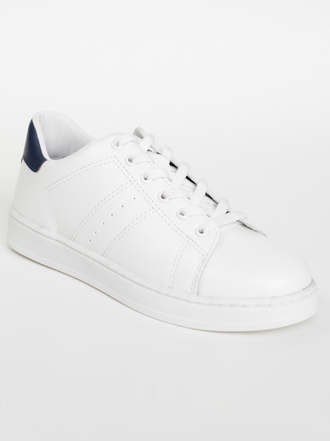 

LOCOMOTIVE Men White Sneakers