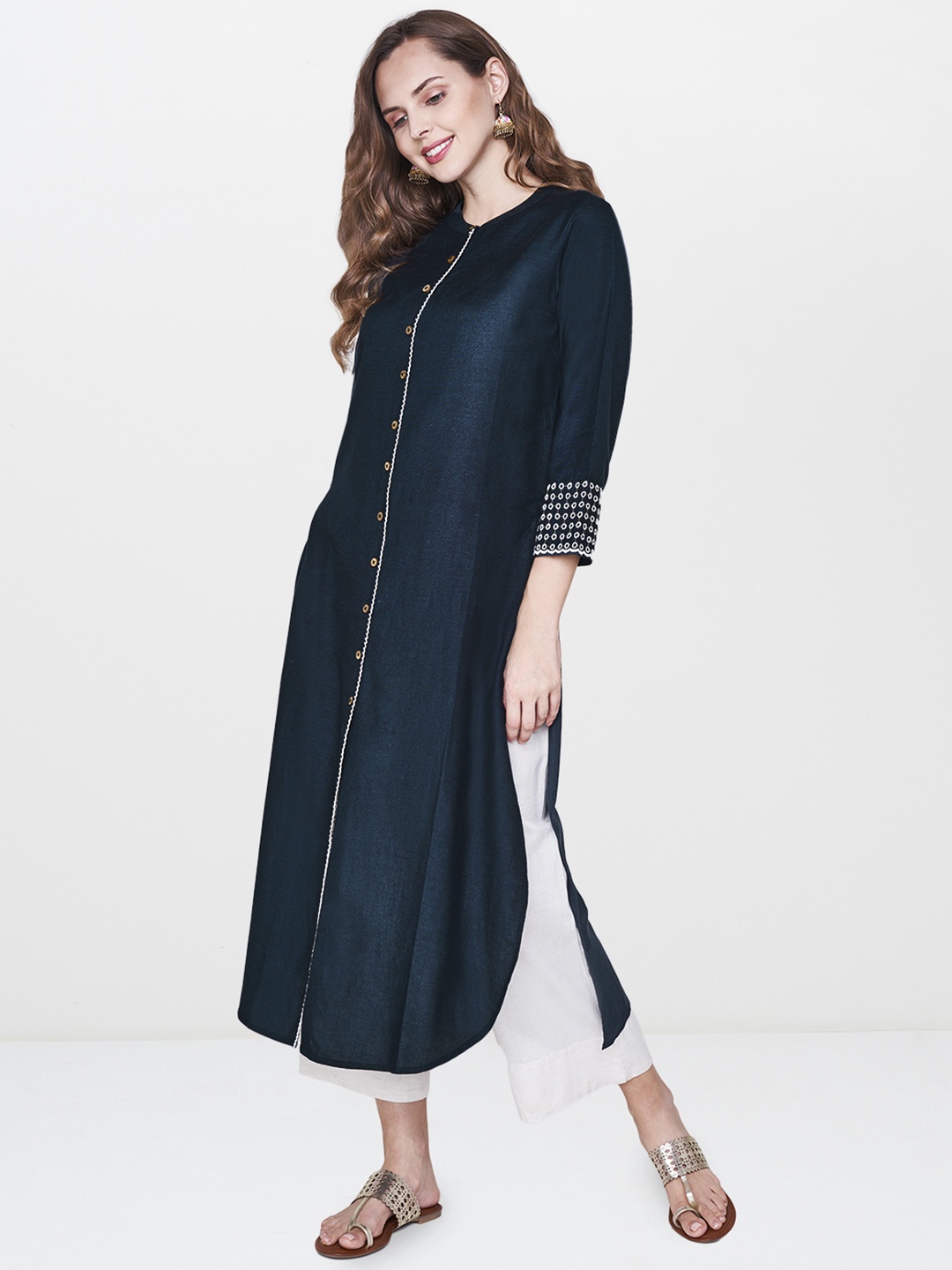 

Global Desi Women Navy Blue Solid Straight Kurta