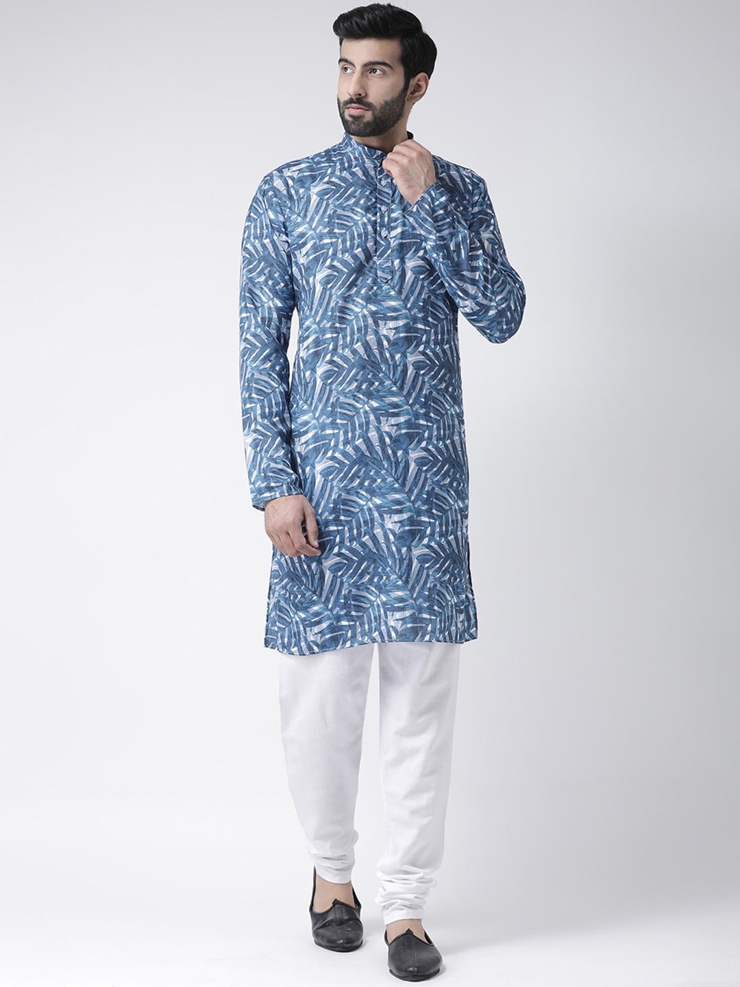 

Hangup Men Blue & White Printed Kurta with Pyjamas