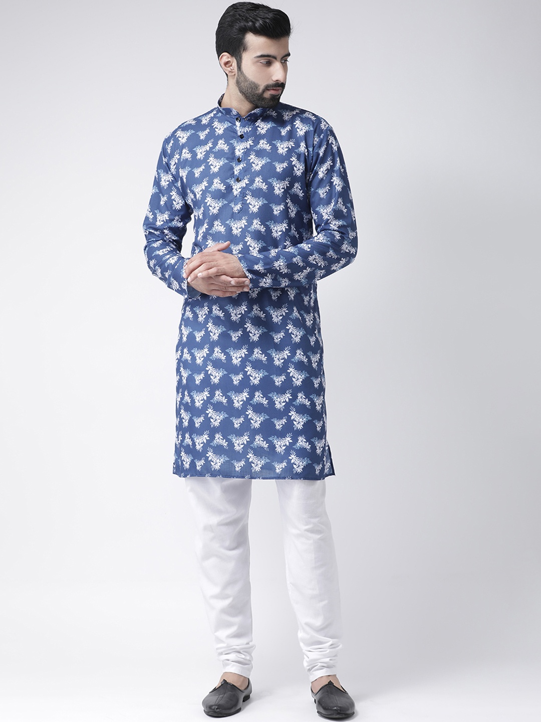 

Hangup Men Blue & White Printed Kurta with Pyjamas