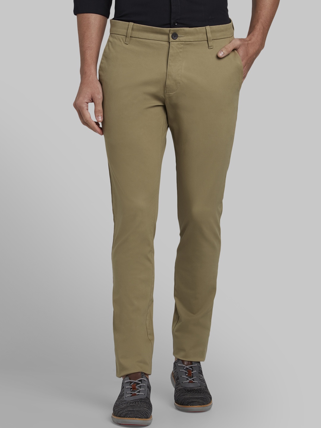 

Parx Men Khaki Slim Fit Solid Regular Trousers