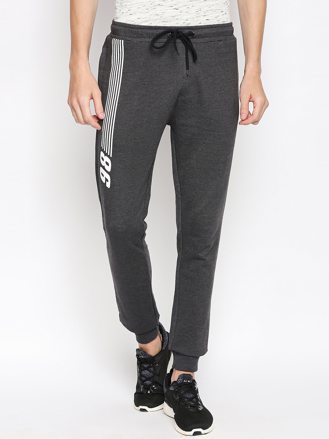 

Ajile by Pantaloons Men Grey Regular Fit Solid Joggers