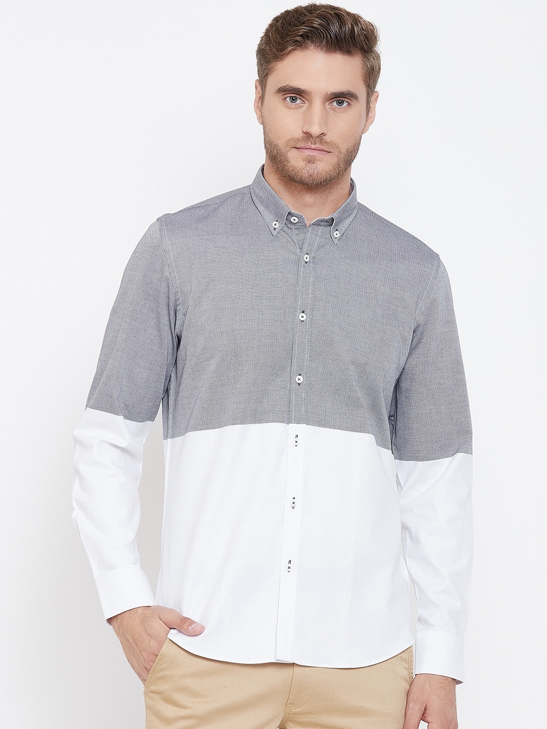 

Blackberrys Men Charcoal Grey & White Slim Fit Colourblocked Casual Shirt
