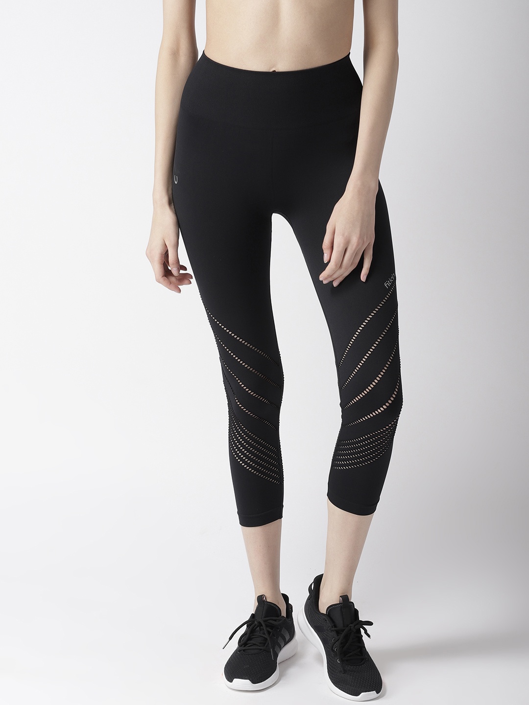 

Fitkin Women Black Solid High-Rise Quick Dry Cropped Tights